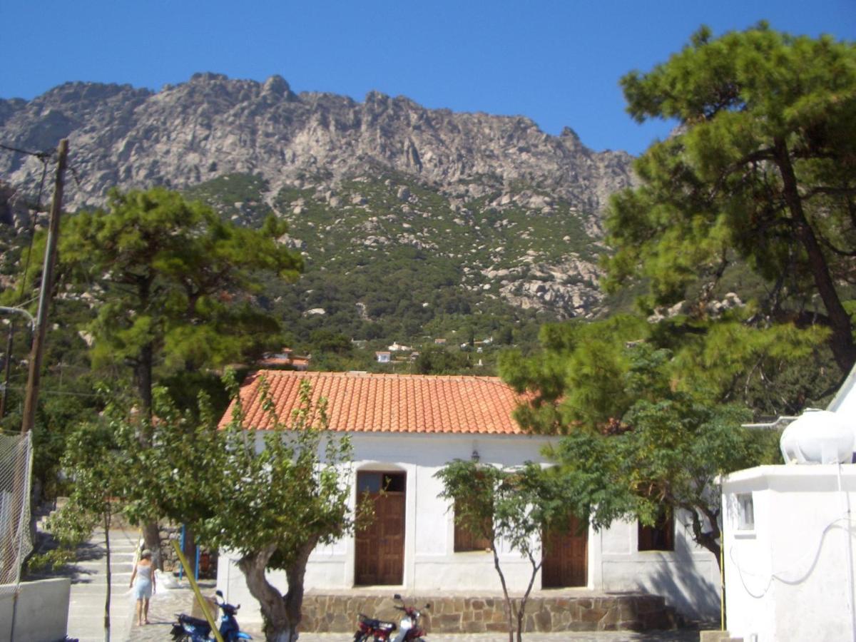 Villa Ικαριων Γη Manganítis Esterno foto