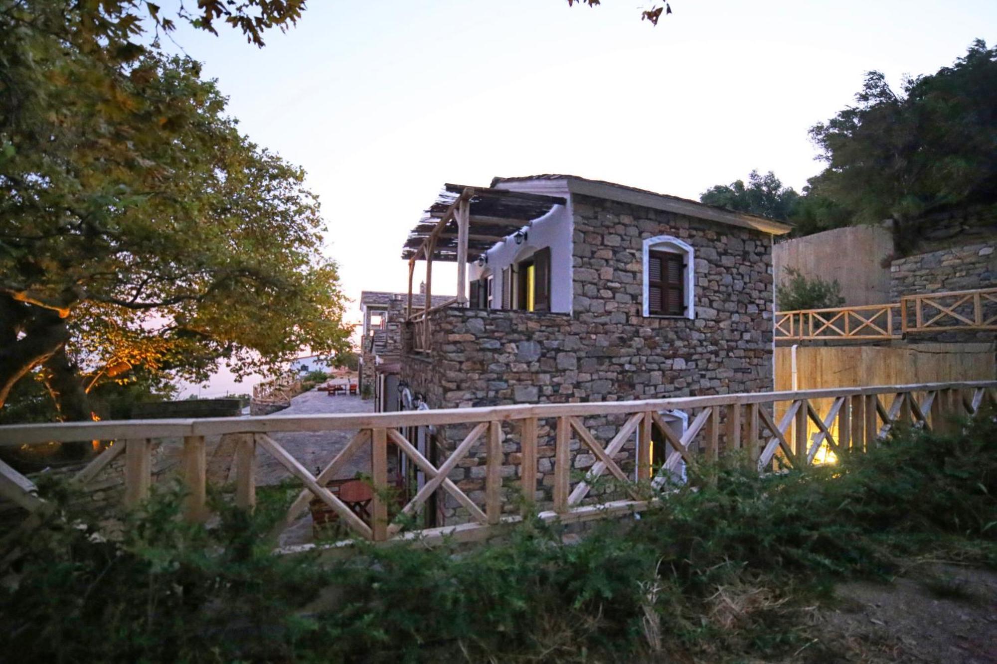 Villa Ικαριων Γη Manganítis Esterno foto